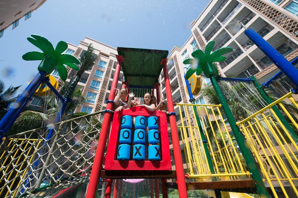 Atlantis Condo Resort Pattaya Jomtien Beach Exterior photo